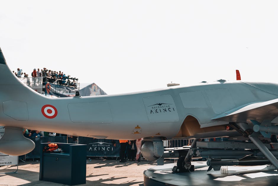Een militaire drone in actie tijdens een observatie missies, die strategische informatie verzamelt.